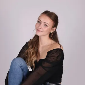 Alzbeta Hujerova 