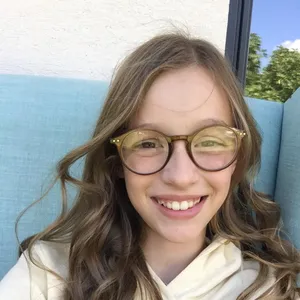 Klára Scevikova 