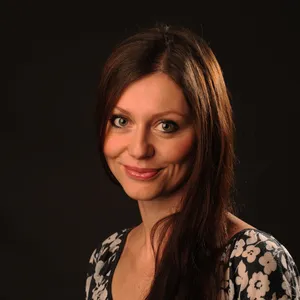 Věra Hollá