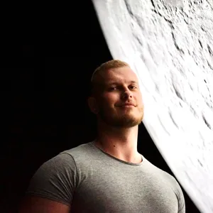 Dominik Holíček