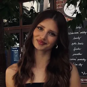 Nikola Doležalová 