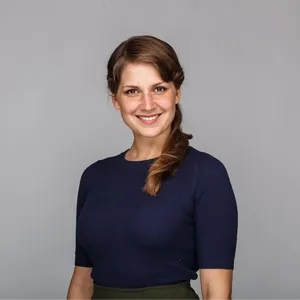 Júlia Szöllös