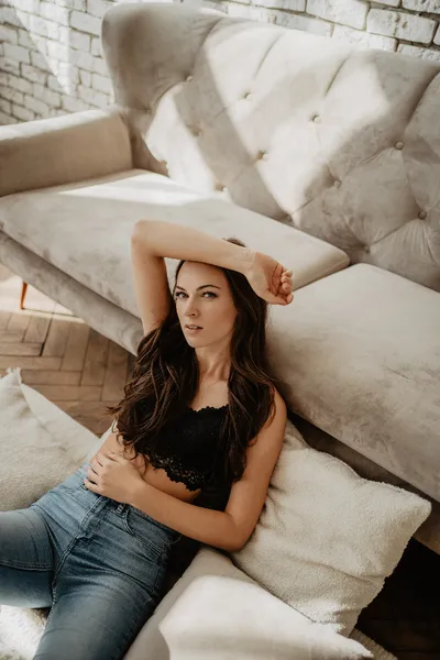Lucie Rejhonová