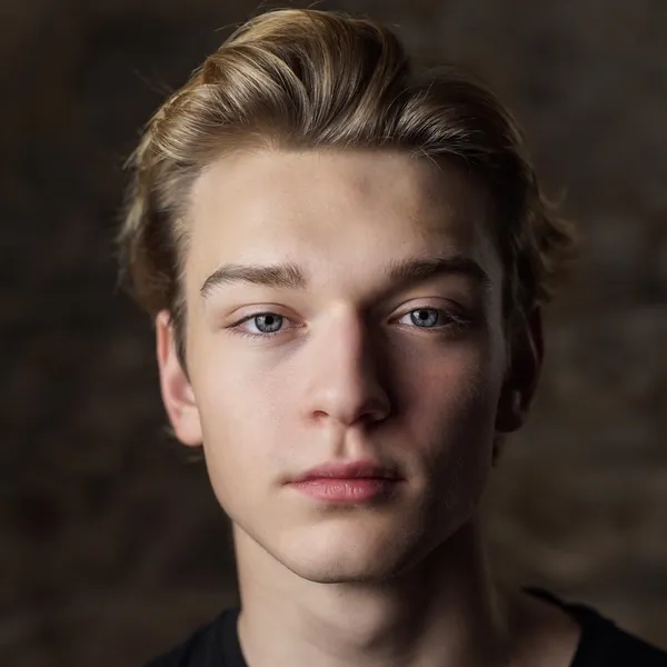 Tomas Sean Pšenička