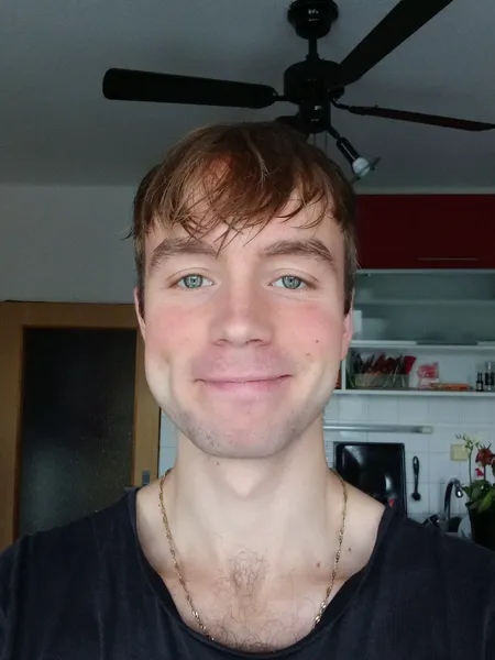 Simon Juhász