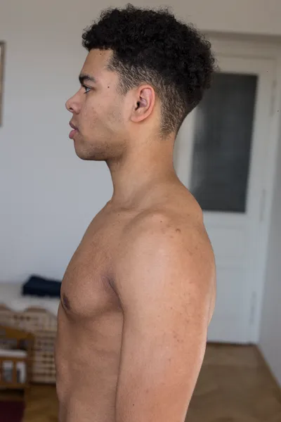 Desmond Akahomen