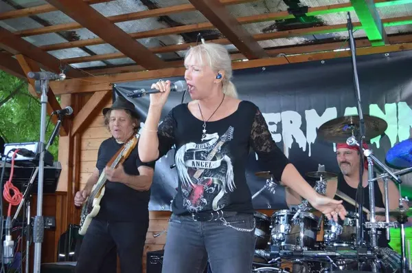 Věra Karasová 