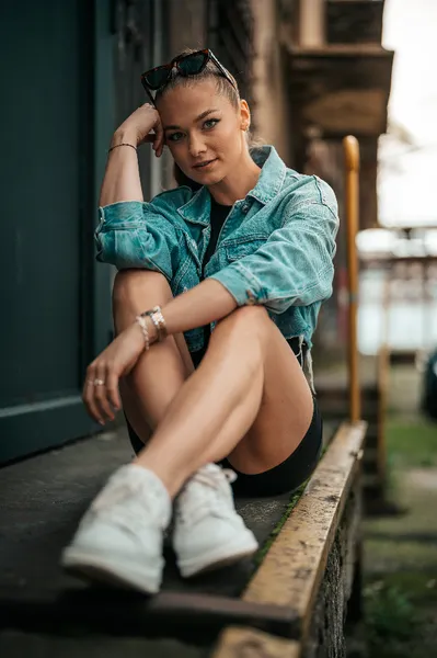 Sára Naivertová