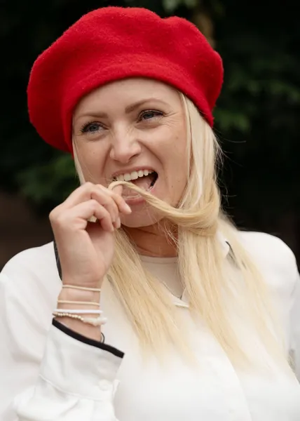 Jana Lhotska