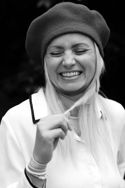 Jana Lhotska