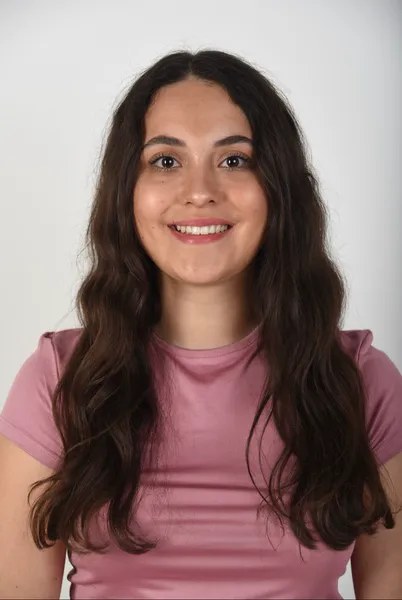 Sarah Bujuluova 