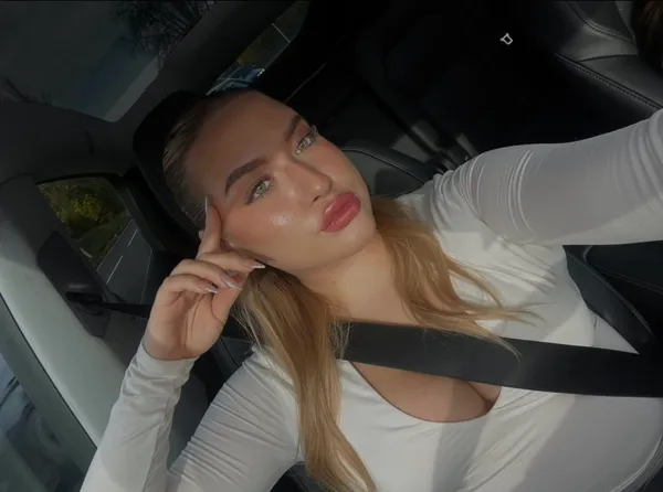 Nela Svojanovská