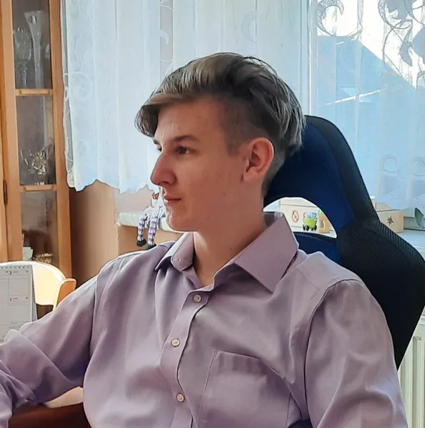 Roman Farář 