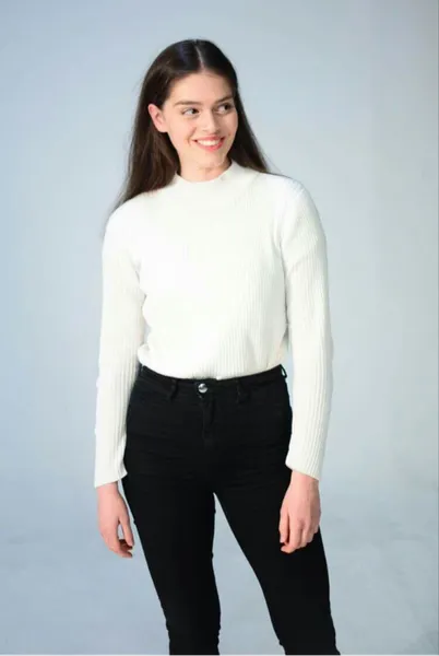 Leona Skleničková