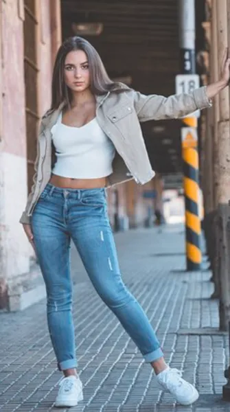 Linda Tomášová 