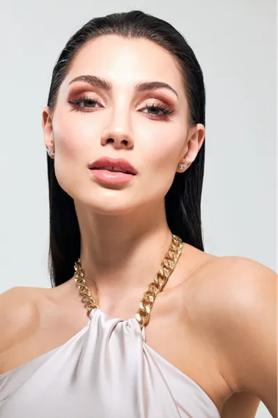 Karolína Surý