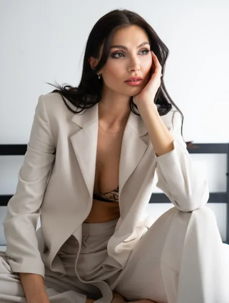Karolína Surý