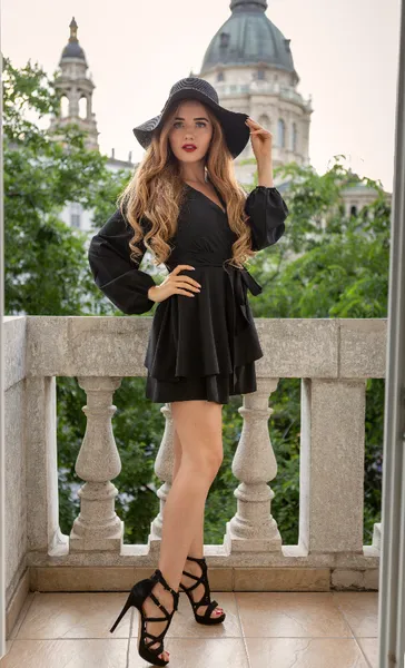 Nikola Doleželová
