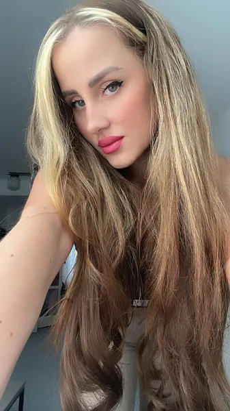 Noemi Dlouha