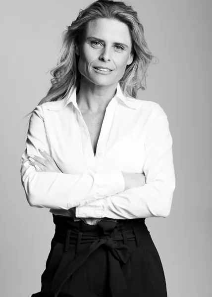 Karin Hynousova