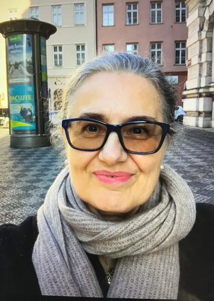 Dana Kolárová