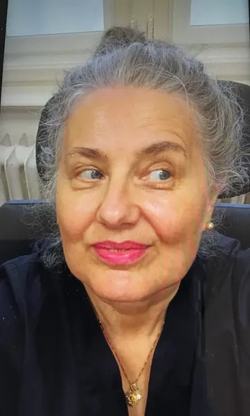 Dana Kolárová